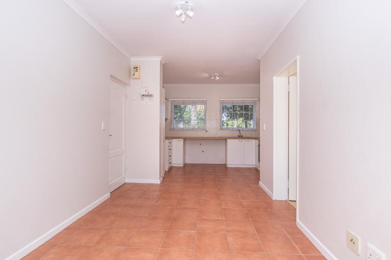 To Let 1 Bedroom Property for Rent in Tokai Western Cape